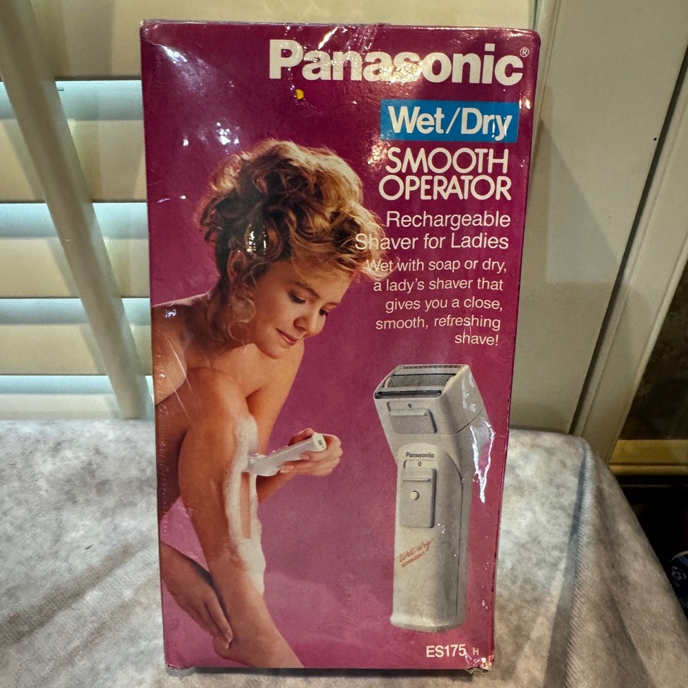 Panasonic Pink Wet/Dry Smooth Operator‎ Shaver